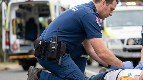 Paramedic Belts and Pouches: How to Organise Your Gear for Quick Access