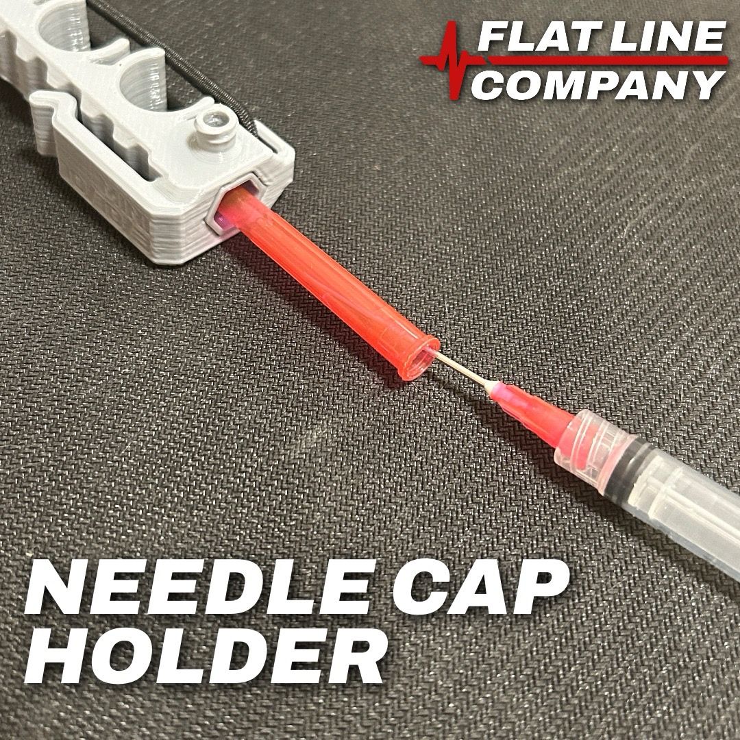 MedicMate Mini™ holding 20mL, 10mL and 5mL syringes in colour-coded slots